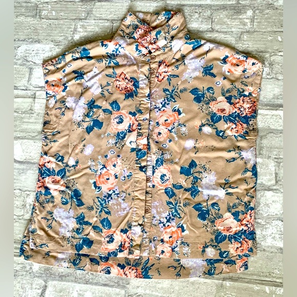 Floral Streetwear Society Collared Bottom Down Blouse - Picture 2 of 4